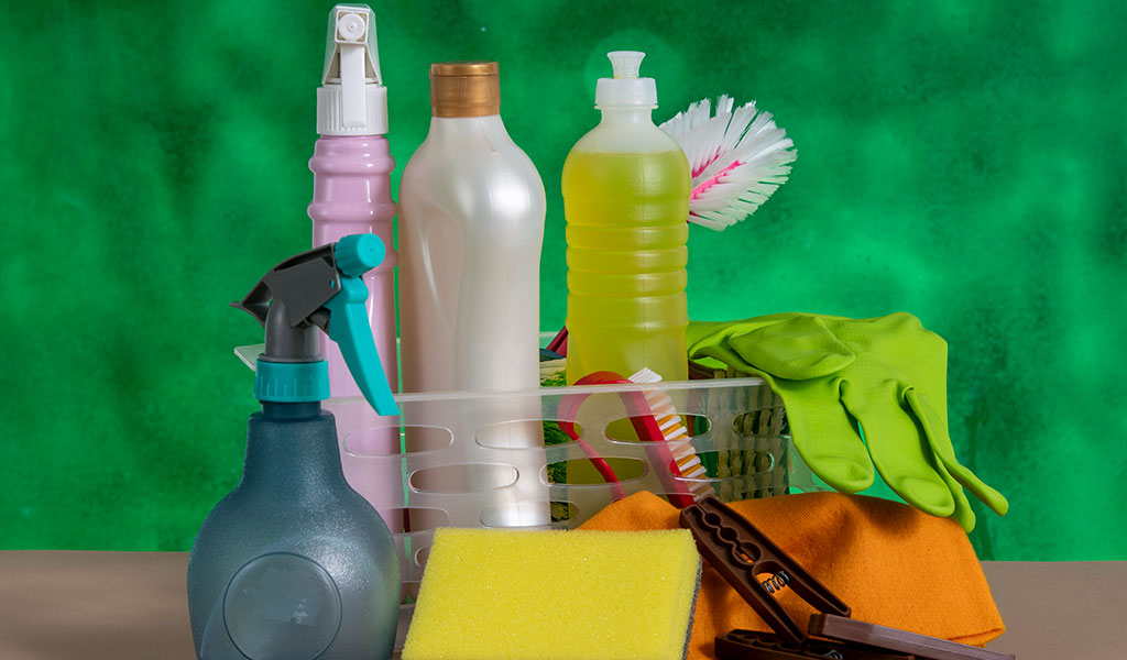 Green Alternatives for Cleaning Supplies