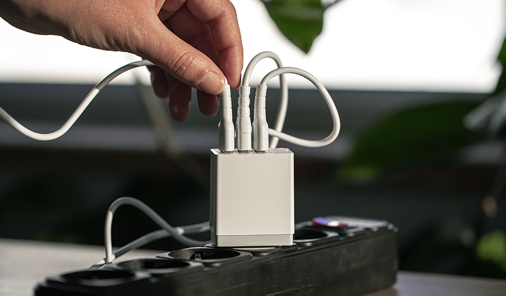 Utilize Smart Power Strips