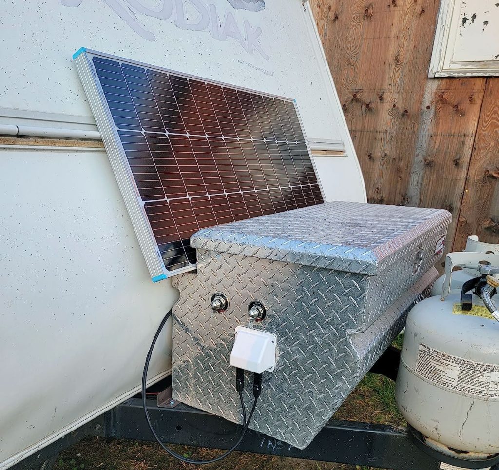 Renogy Monocrystalline RV Solar Panel Kit