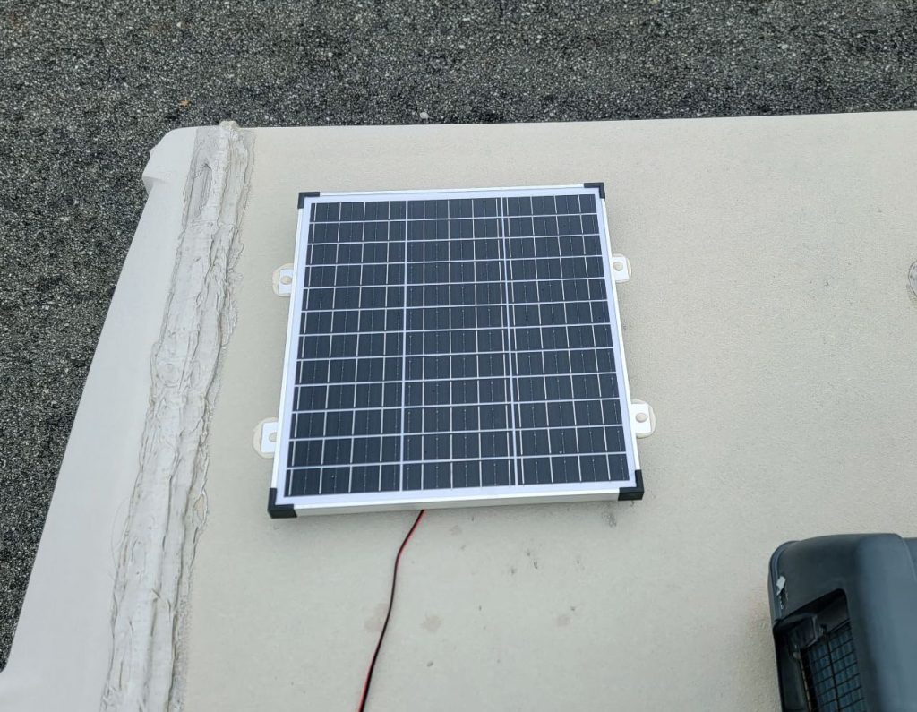 20W Solar Panel Battery Trickle Charger Kit
