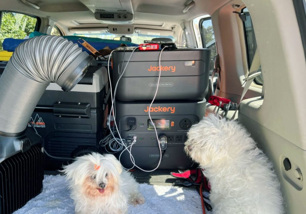 Jackery 2000 Plus Solar Generator