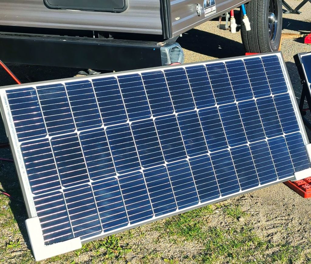 Solar Panel 200W Monocrystalline 2x100 Watt Kit