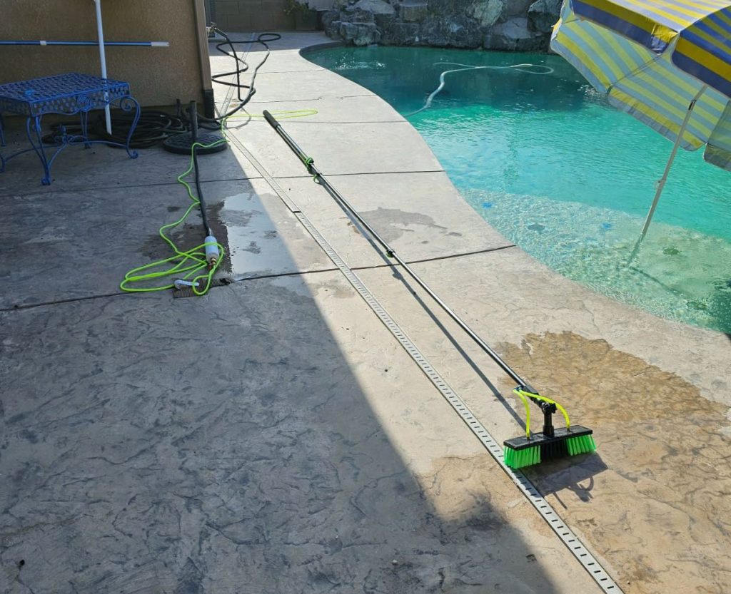 Solar Panel Cleaning System with Inline Water Filter and 30 FT Telescopic Pole