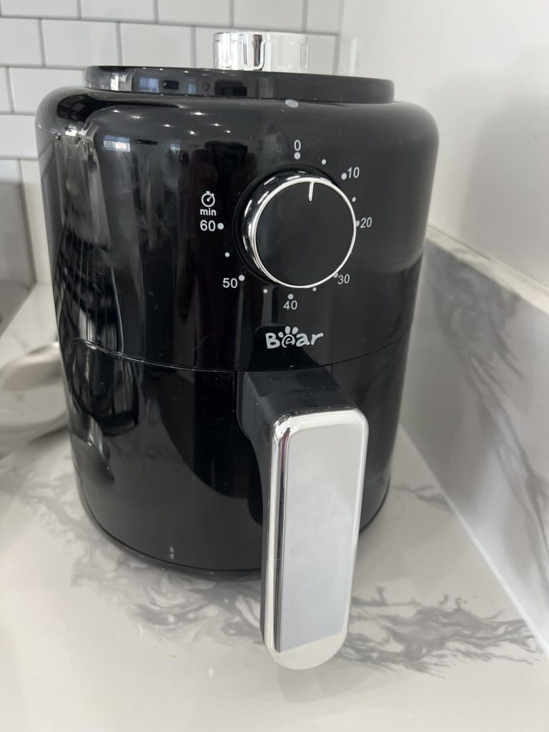 Bear Small Air Fryer 2.1 QT