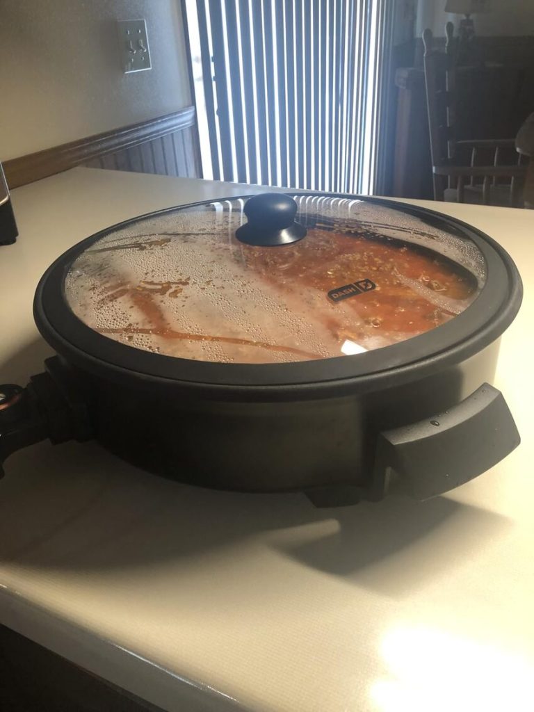 Dash Family Size Electric Skillet