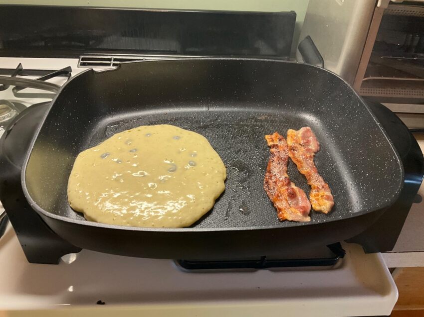 Elite Gourmet Deep Dish Electric Skillet