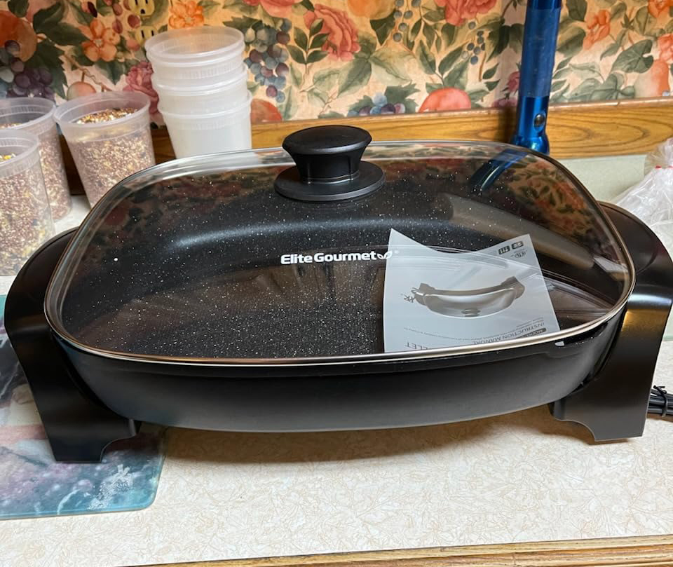 Elite Gourmet Electric Skillet