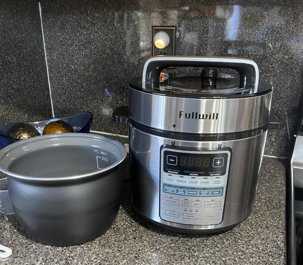 Fullwill 12-in-1 Electric Pressure Cooker