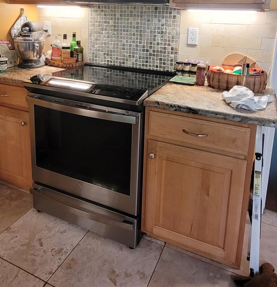 GE Profile Smart Slide-In Induction Range