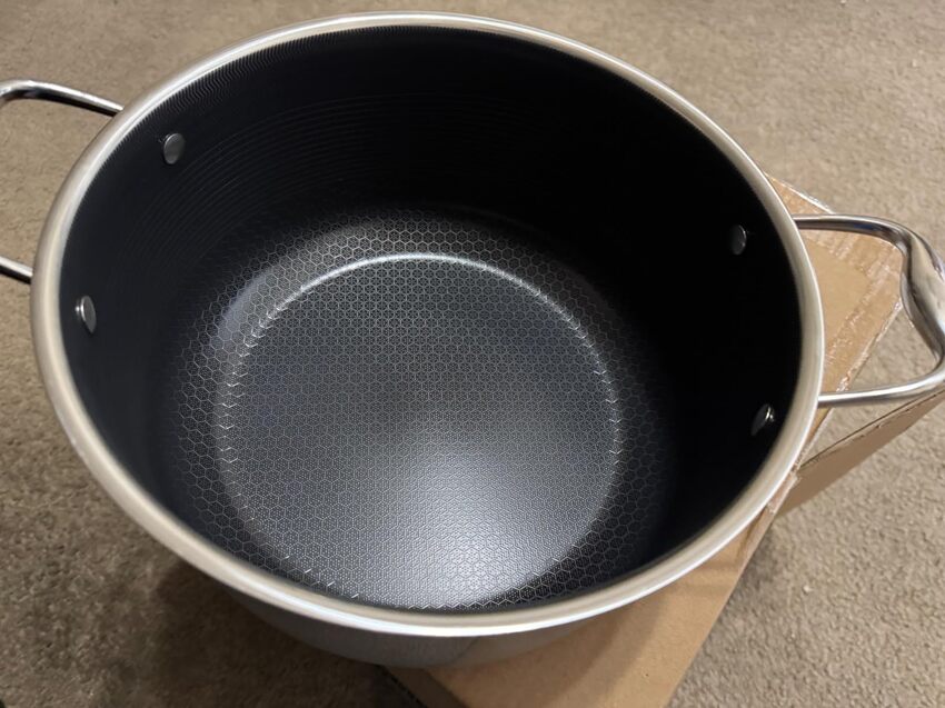  HexClad 8-Quart Hybrid Nonstick Stockpot
