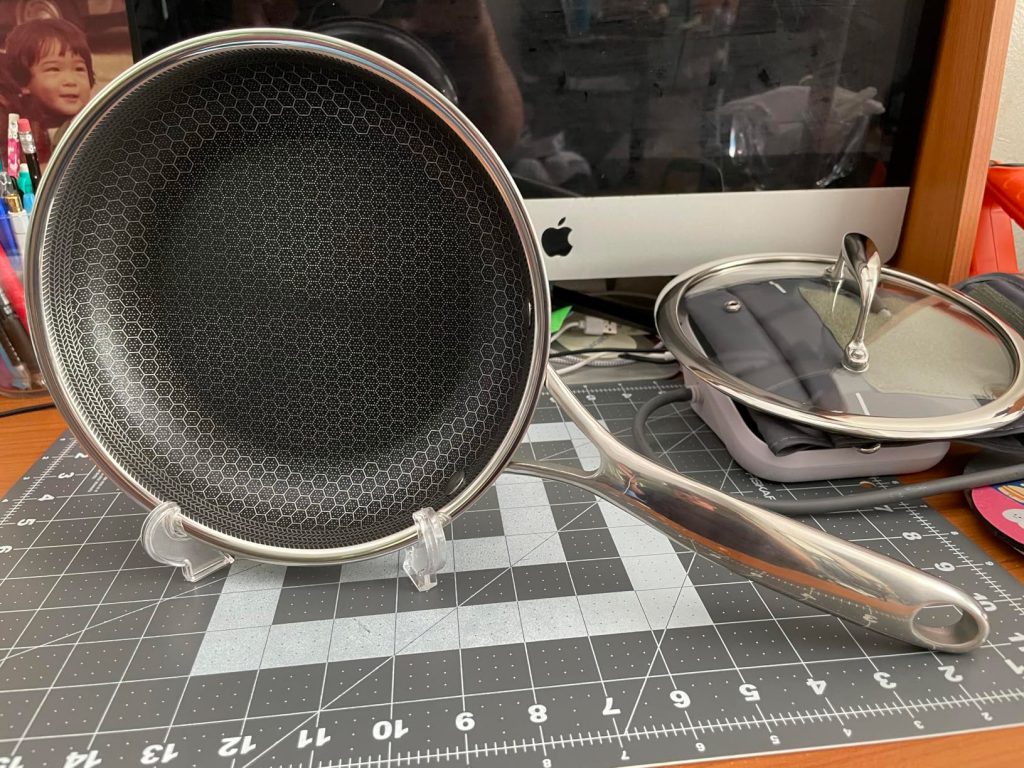 HexClad Hybrid Nonstick 10-Inch Frying