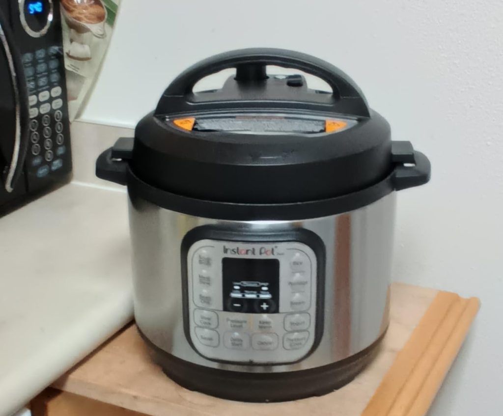 Instant Pot Duo 7-in-1 Cooker
