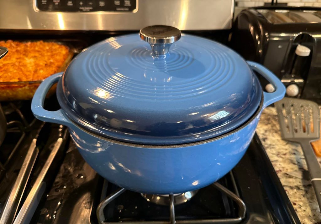 Lodge 6 Quart Enameled Cast Iron Dutch Oven