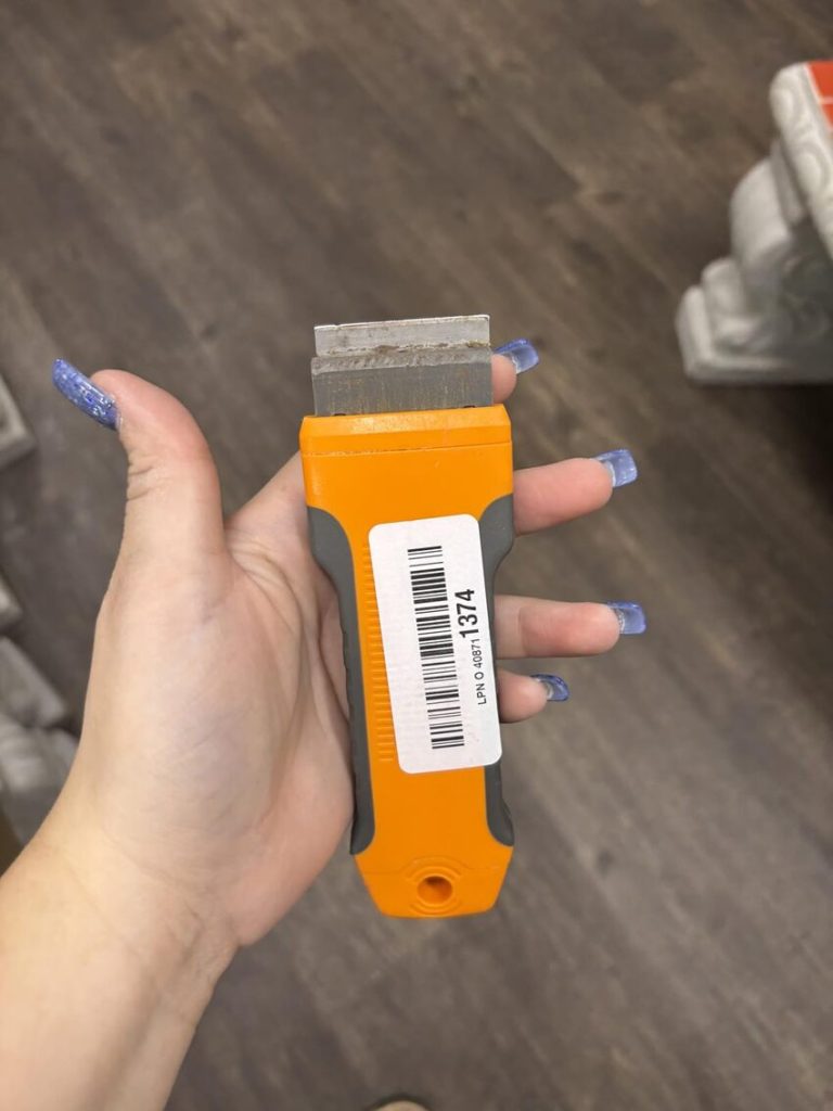 Razor Blade Scraper w/ 15 Blades