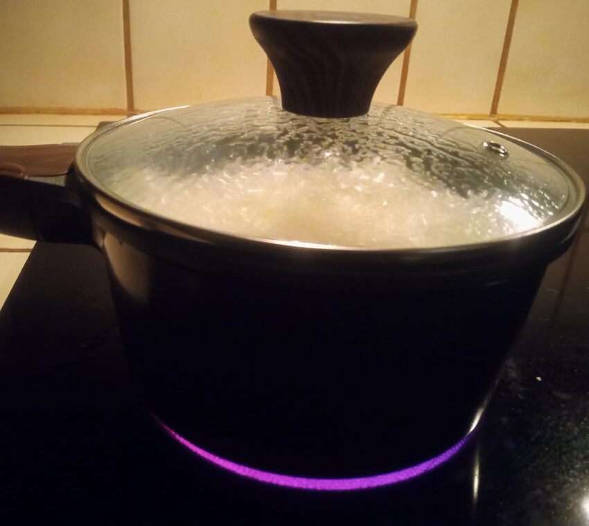 SENSARTE 1.5Qt Nonstick Saucepan