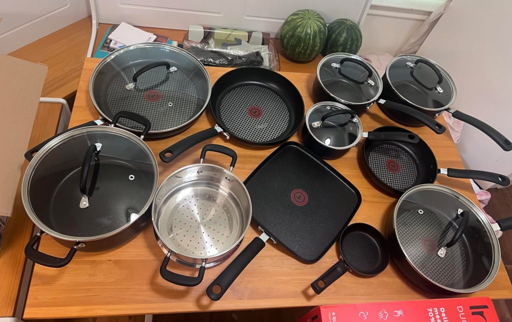 T-fal Ultimate 17-Piece Cookware Set