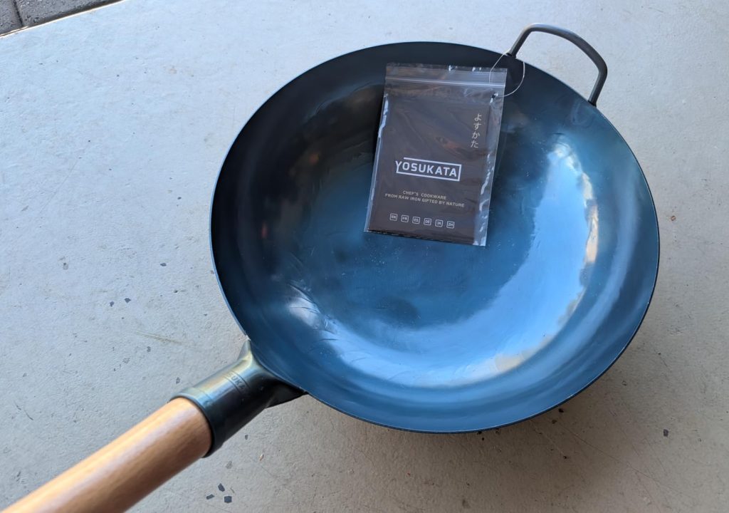 YOSUKATA 13.5″ Preseasoned Wok