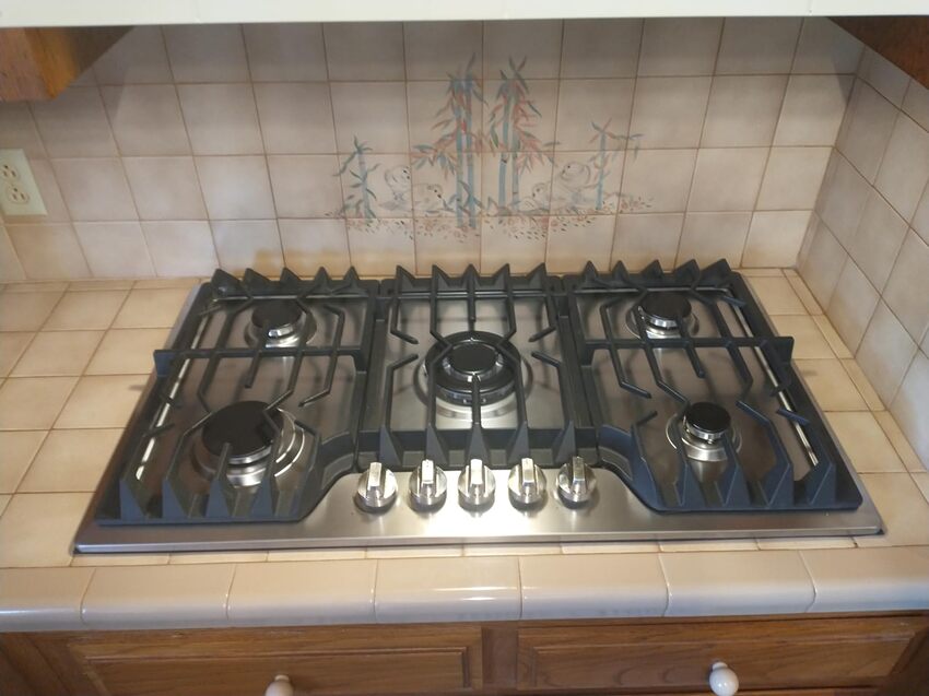 TOPWISH 36″ Built-in Gas Cooktop 5 SABAF