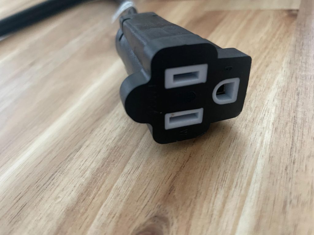 Best Space Saver: ELECTERY Heavy Duty Extension Cord