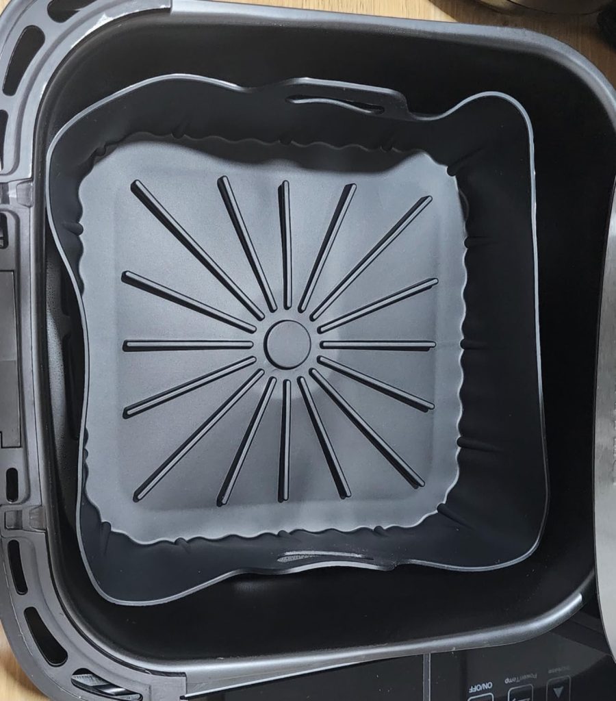 Golden Associate 9 Inch Square Liners