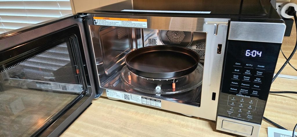 GE 4-in-1 Microwave Air Fryer