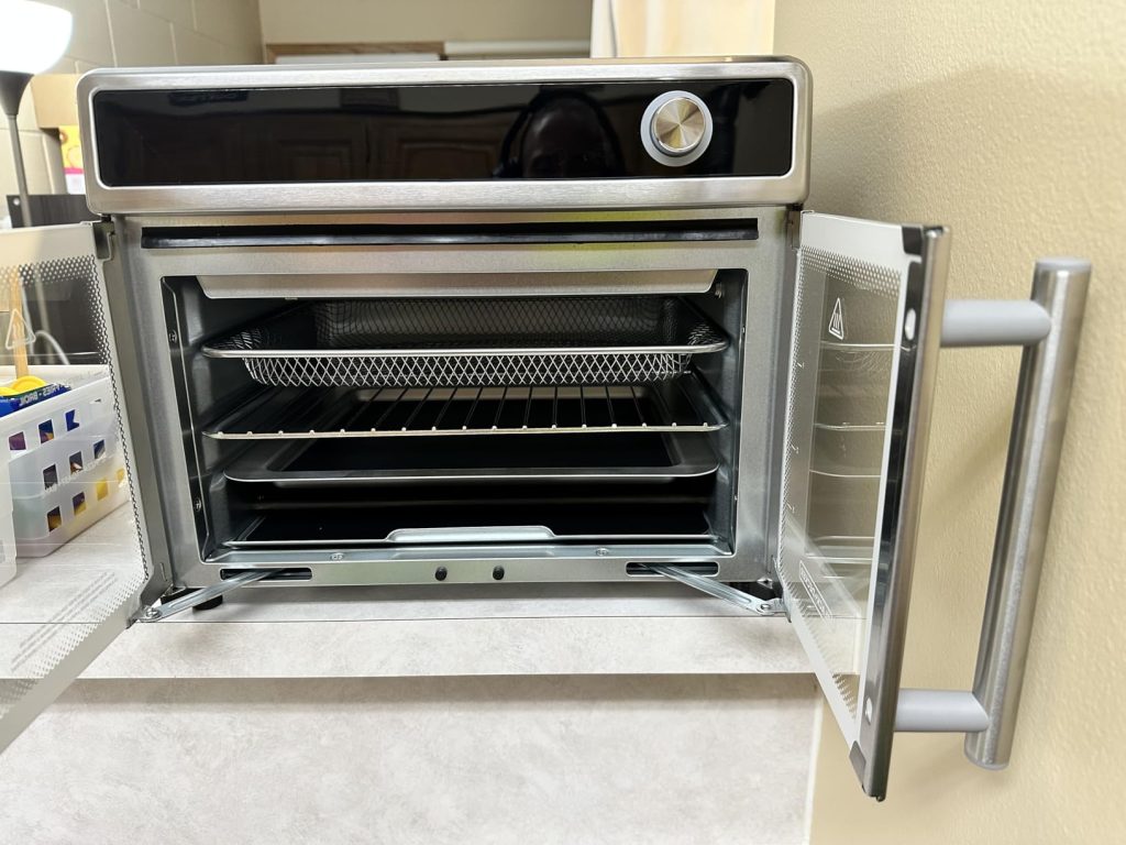 BLACK+DECKER Crisp ‘N Bake Air Fryer