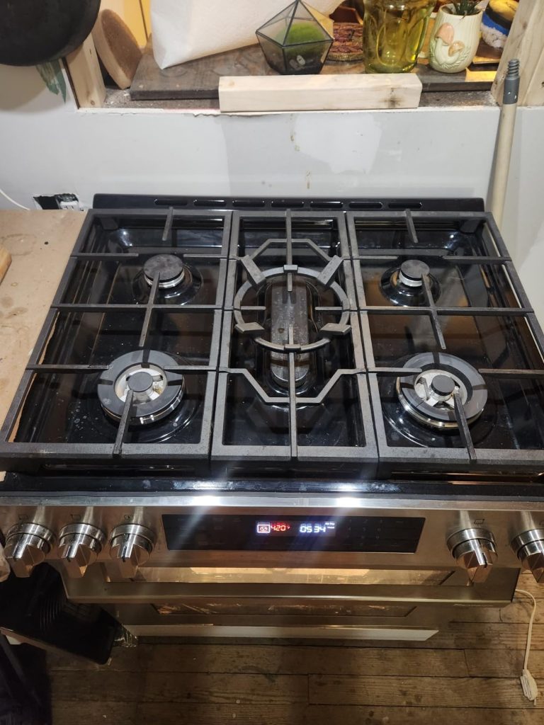RANGAIRE 30″ Gas Range w/ AirFry