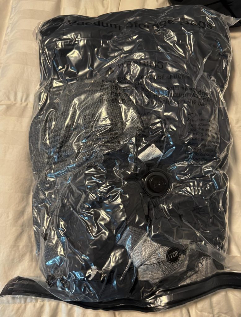 24 Pack Vacuum Storage Bags w/ Pump