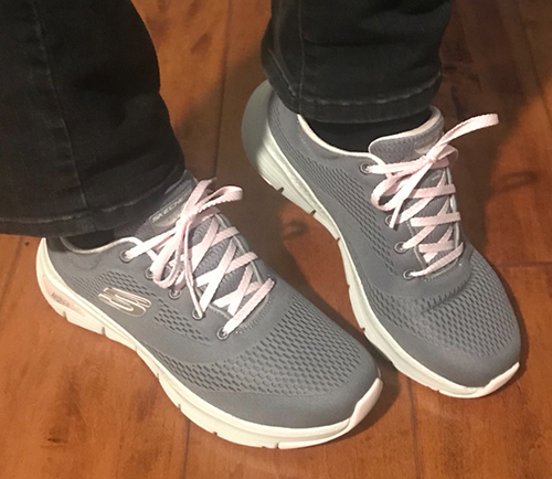 Skechers Women’s Arch Fit-Sunny Outlook Sneaker