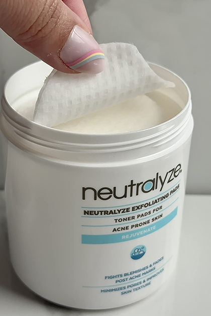 Neutralyze Exfoliating Acne Wipes